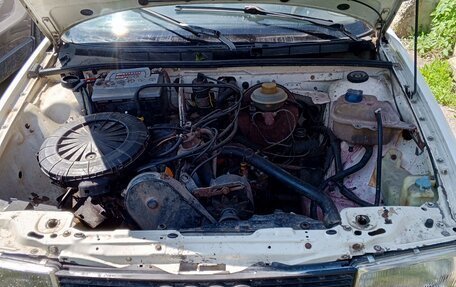 Audi 80, 1988 год, 99 000 рублей, 5 фотография