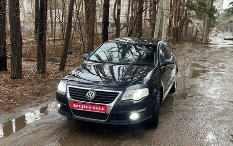 Volkswagen Passat B6, 2007 год, 650 000 рублей, 3 фотография