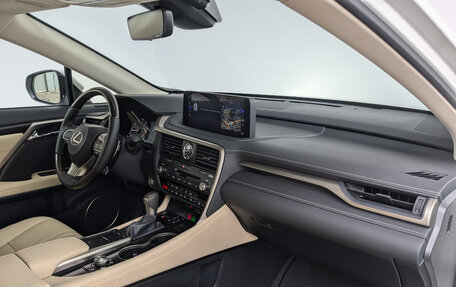 Lexus RX IV рестайлинг, 2022 год, 8 300 000 рублей, 9 фотография