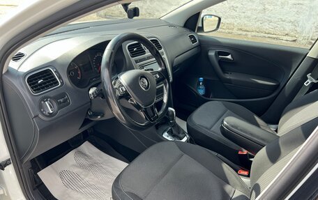 Volkswagen Polo VI (EU Market), 2017 год, 1 300 000 рублей, 4 фотография