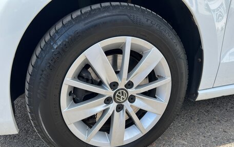 Volkswagen Polo VI (EU Market), 2017 год, 1 300 000 рублей, 13 фотография