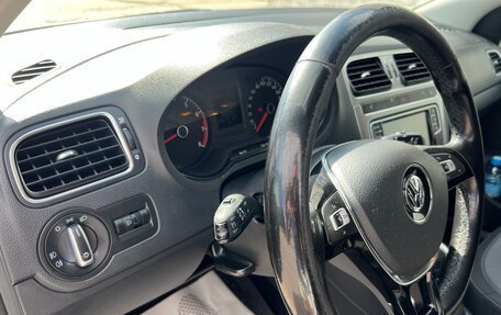 Volkswagen Polo VI (EU Market), 2017 год, 1 300 000 рублей, 18 фотография