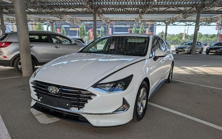 Hyundai Sonata VIII, 2019 год, 2 250 000 рублей, 1 фотография