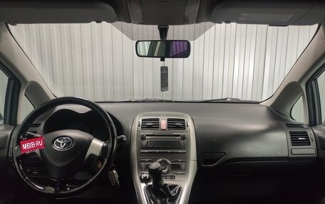 Toyota Auris II, 2007 год, 550 000 рублей, 8 фотография