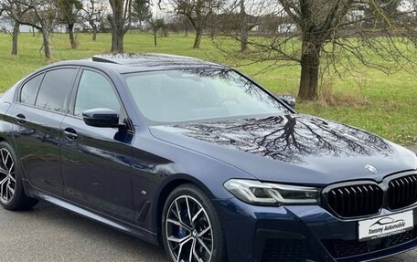 BMW 5 серия, 2021 год, 7 999 999 рублей, 3 фотография