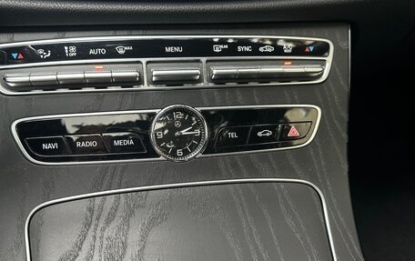 Mercedes-Benz E-Класс, 2018 год, 4 000 000 рублей, 10 фотография