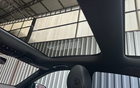 Mercedes-Benz E-Класс, 2018 год, 4 000 000 рублей, 17 фотография