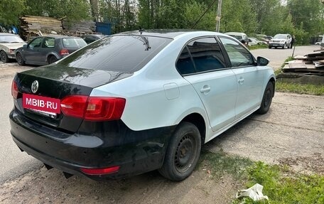 Volkswagen Jetta VI, 2015 год, 350 000 рублей, 4 фотография
