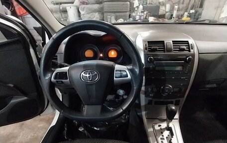 Toyota Corolla, 2011 год, 1 285 000 рублей, 6 фотография