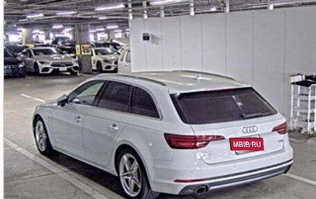 Audi A4, 2018 год, 1 250 000 рублей, 4 фотография