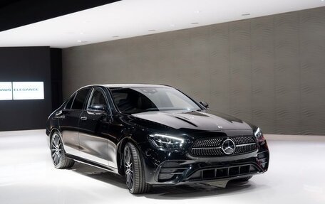 Mercedes-Benz E-Класс, 2021 год, 4 400 000 рублей, 5 фотография