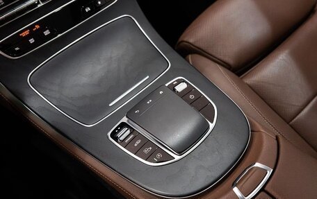 Mercedes-Benz E-Класс, 2021 год, 4 400 000 рублей, 17 фотография
