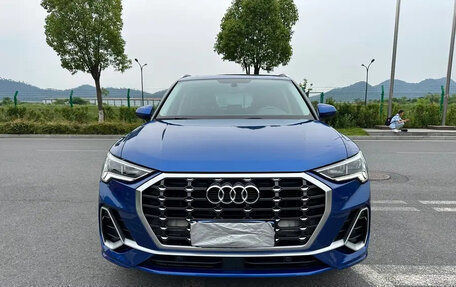 Audi Q3, 2021 год, 1 790 000 рублей, 2 фотография