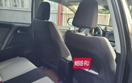 Toyota RAV4, 2017 год, 2 350 000 рублей, 6 фотография