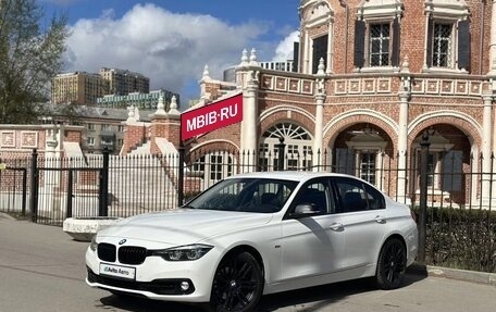 BMW 3 серия, 2018 год, 2 750 000 рублей, 4 фотография