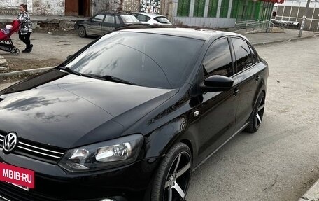 Volkswagen Polo VI (EU Market), 2012 год, 800 000 рублей, 11 фотография