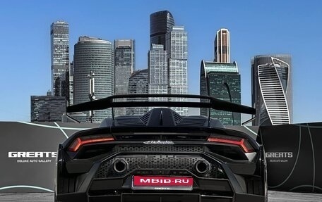 Lamborghini Huracán, 2021 год, 35 900 000 рублей, 5 фотография