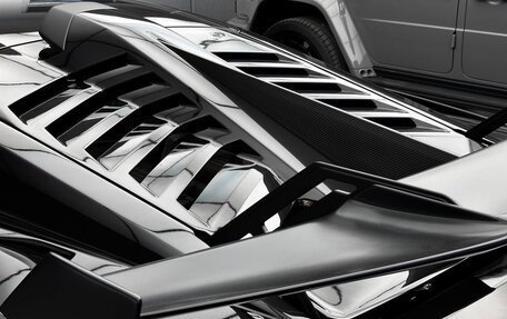 Lamborghini Huracán, 2021 год, 35 900 000 рублей, 10 фотография