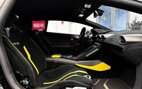 Lamborghini Huracán, 2021 год, 35 900 000 рублей, 19 фотография