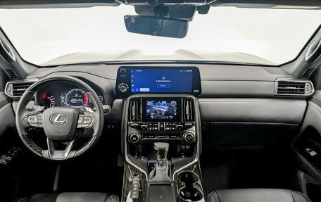 Lexus LX, 2024 год, 20 900 000 рублей, 10 фотография
