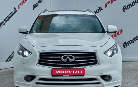 Infiniti FX II, 2010 год, 2 075 000 рублей, 2 фотография