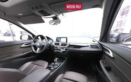 BMW 1 серия, 2020 год, 1 400 000 рублей, 4 фотография