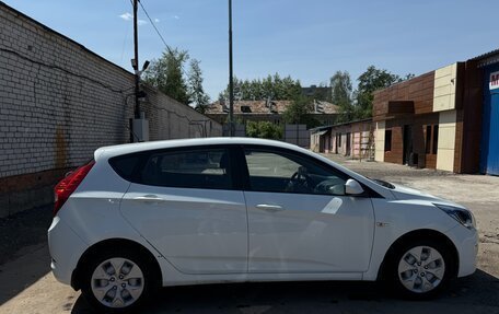 Hyundai Solaris II рестайлинг, 2014 год, 700 000 рублей, 5 фотография