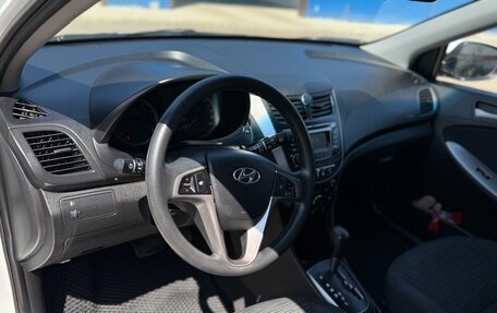 Hyundai Solaris II рестайлинг, 2014 год, 700 000 рублей, 15 фотография