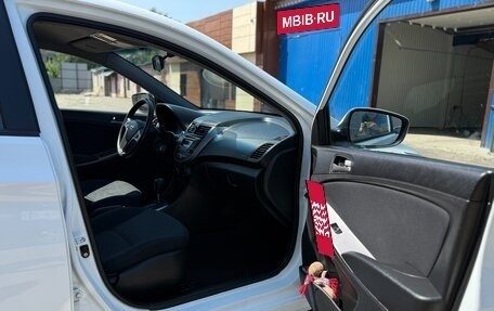 Hyundai Solaris II рестайлинг, 2014 год, 700 000 рублей, 8 фотография