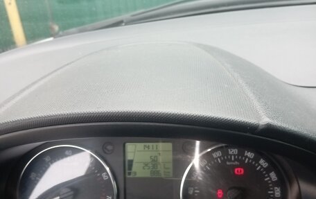 Skoda Fabia II, 2010 год, 600 000 рублей, 7 фотография