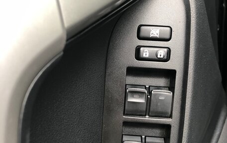 Toyota Land Cruiser Prado 150 рестайлинг 2, 2022 год, 8 050 000 рублей, 5 фотография