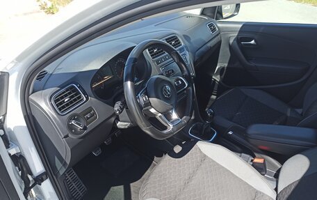 Volkswagen Polo VI (EU Market), 2018 год, 1 350 000 рублей, 14 фотография
