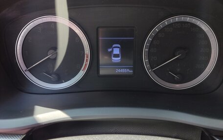 Hyundai Sonata VII, 2019 год, 1 370 000 рублей, 7 фотография