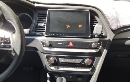 Hyundai Sonata VII, 2019 год, 1 370 000 рублей, 9 фотография