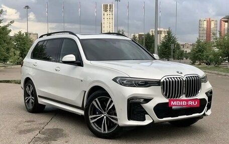 BMW X7, 2021 год, 7 800 000 рублей, 10 фотография