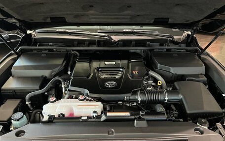 Toyota Land Cruiser, 2024 год, 13 375 000 рублей, 14 фотография