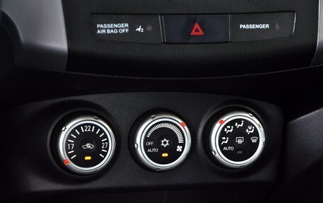 Mitsubishi Outlander III рестайлинг 3, 2008 год, 1 199 000 рублей, 23 фотография