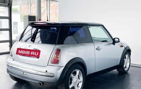 MINI Hatch, 2004 год, 497 000 рублей, 3 фотография