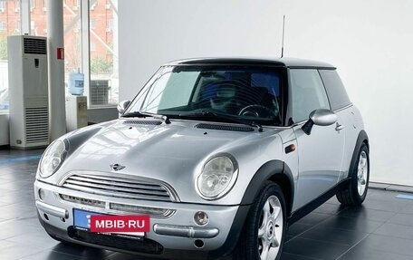 MINI Hatch, 2004 год, 497 000 рублей, 2 фотография