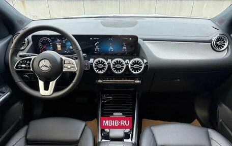 Mercedes-Benz GLA, 2024 год, 3 540 000 рублей, 4 фотография