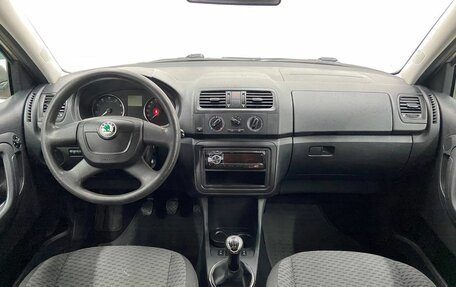 Skoda Fabia II, 2011 год, 729 000 рублей, 10 фотография