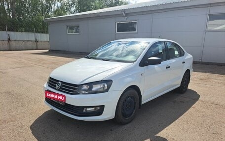 Volkswagen Polo VI (EU Market), 2017 год, 1 100 000 рублей, 1 фотография
