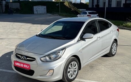 Hyundai Solaris II рестайлинг, 2012 год, 955 000 рублей, 1 фотография