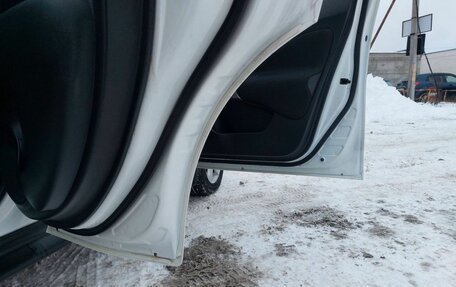 Nissan Juke II, 2013 год, 13 фотография