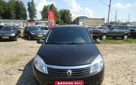 Renault Sandero I, 2011 год, 739 000 рублей, 2 фотография