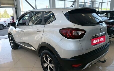 Renault Kaptur I рестайлинг, 2018 год, 1 489 000 рублей, 6 фотография