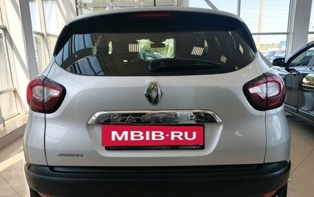 Renault Kaptur I рестайлинг, 2018 год, 1 489 000 рублей, 4 фотография