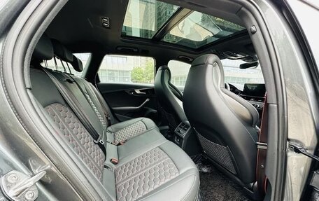 Audi RS 4, 2022 год, 6 400 000 рублей, 10 фотография