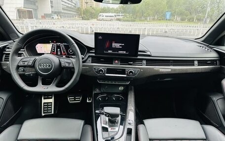 Audi RS 4, 2022 год, 6 400 000 рублей, 7 фотография