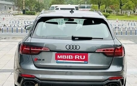 Audi RS 4, 2022 год, 6 400 000 рублей, 4 фотография